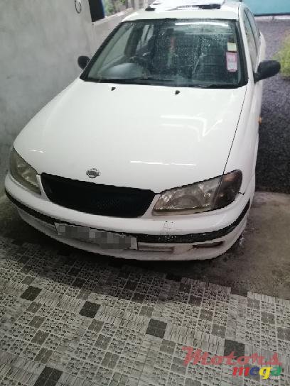 2000' Nissan Sunny Sport photo #2