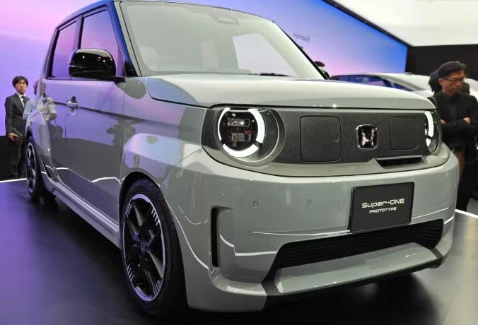 Honda's Fake Transmission And Engine For EVs Does Something Hyundai Wouldn't