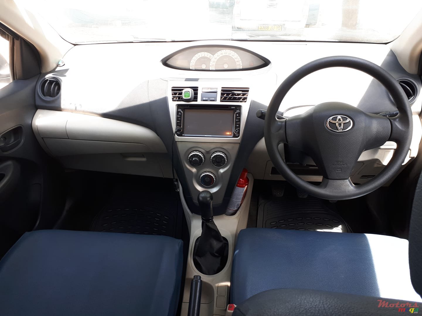 2007' Toyota Yaris photo #4