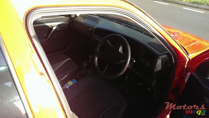 1995' Volkswagen Vento photo #2