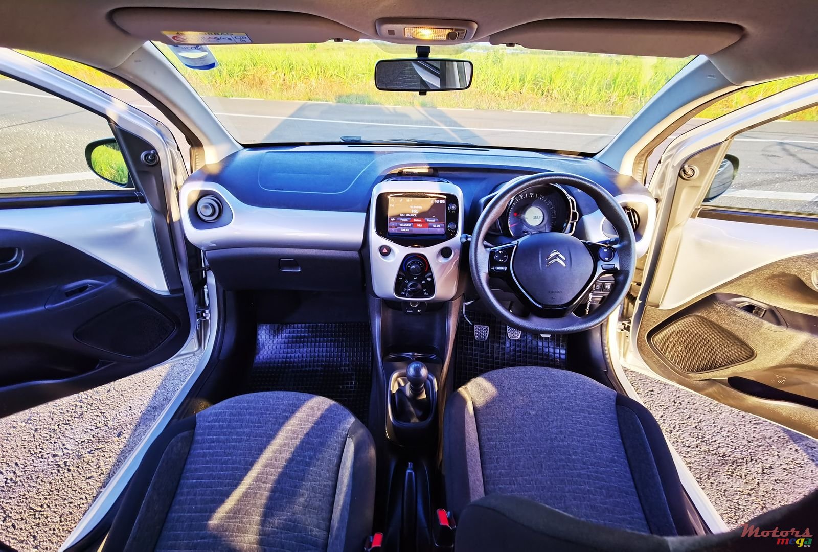 2016' Citroen C1 photo #5