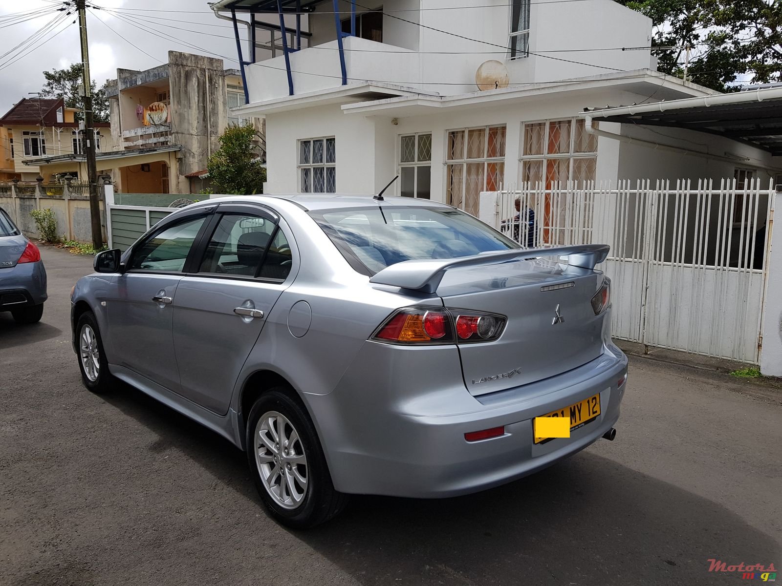 2012' Mitsubishi Lancer Ex photo #5