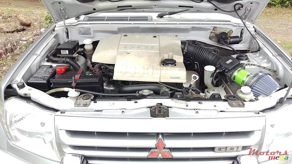 1999' Mitsubishi Pajero Pinin iO photo #5