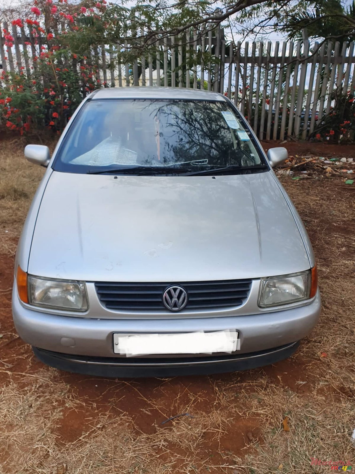 1999' Volkswagen Polo photo #3