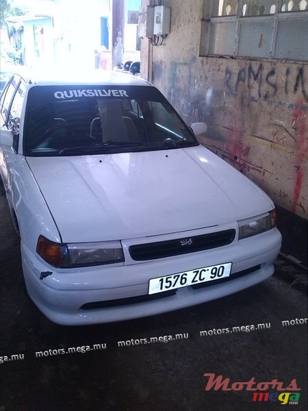 1990' Mazda 323 photo #2