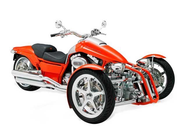 Harley-Davidson shows off Penster leaning trike prototypes