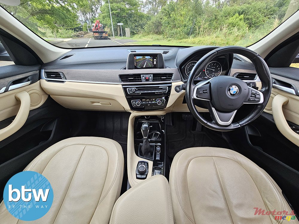 2017' BMW X1 photo #7