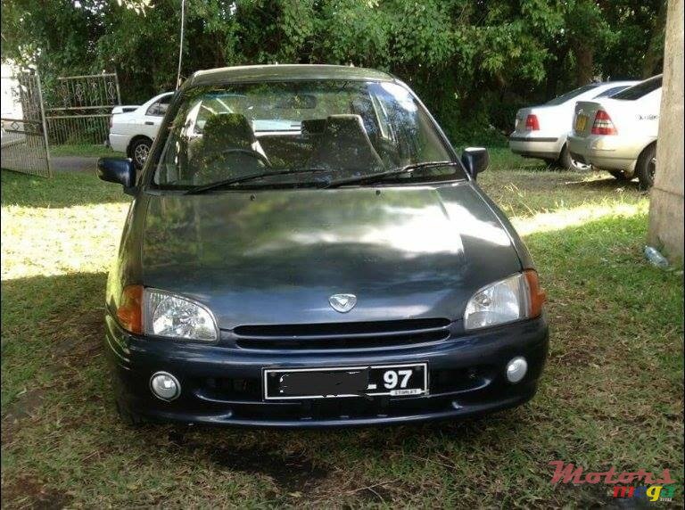 1997' Toyota Starlet photo #1