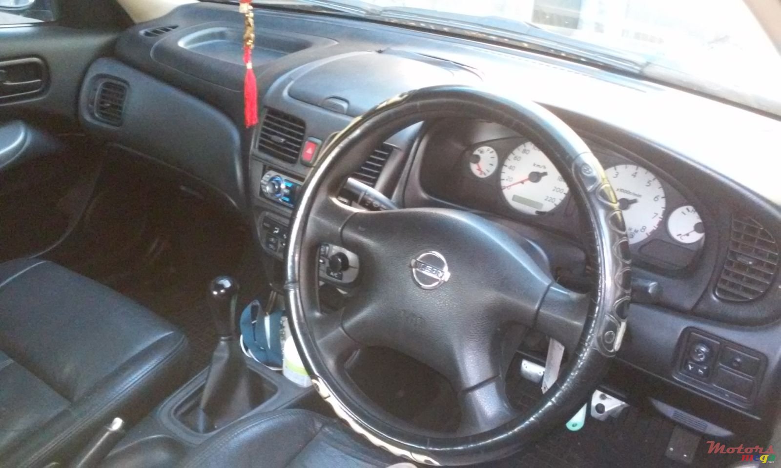 2006' Nissan Sunny photo #5