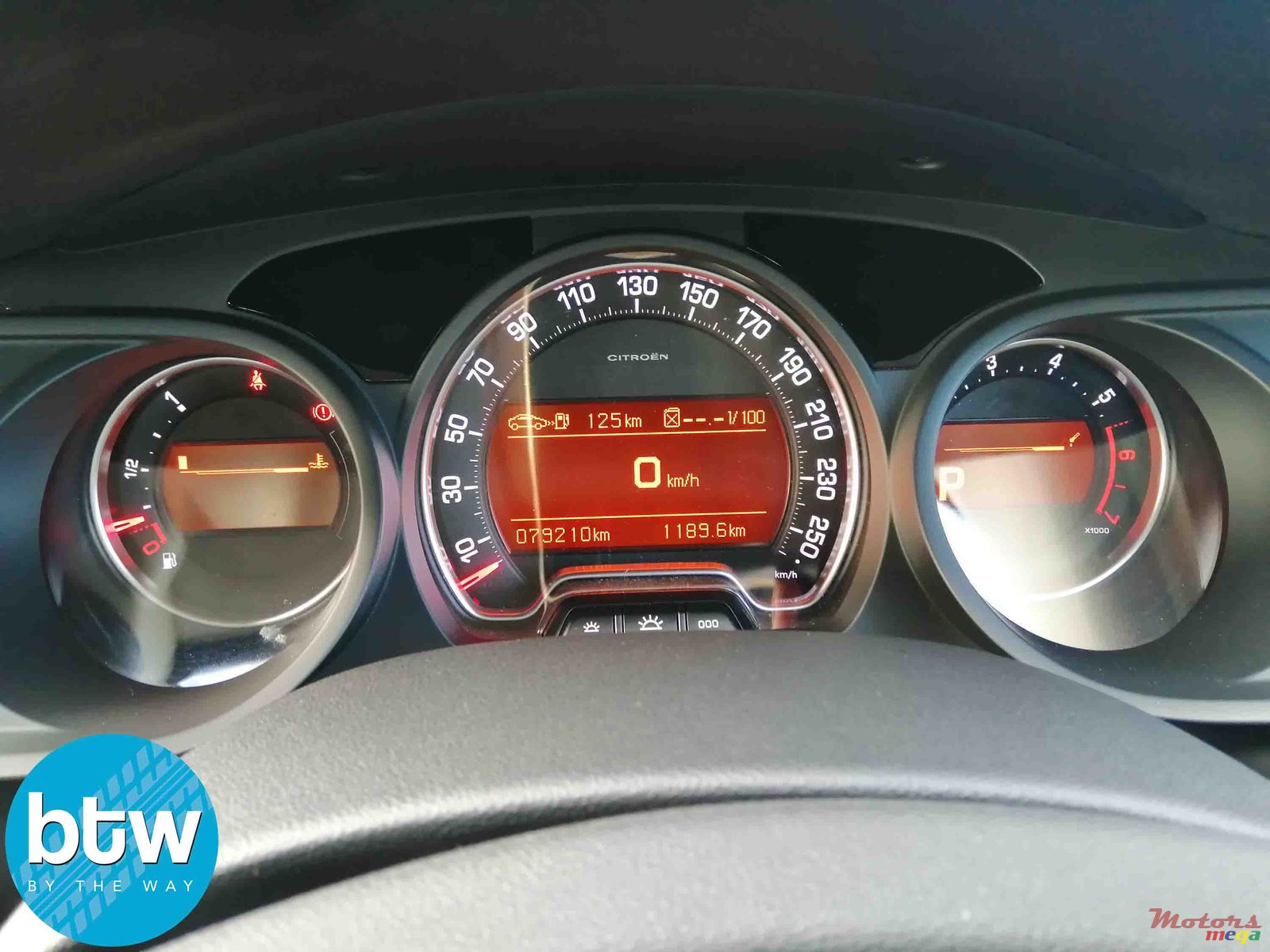 2014' Citroen C5 photo #7