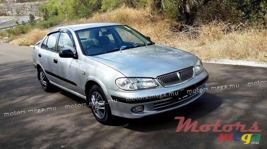 2000' Nissan photo #1