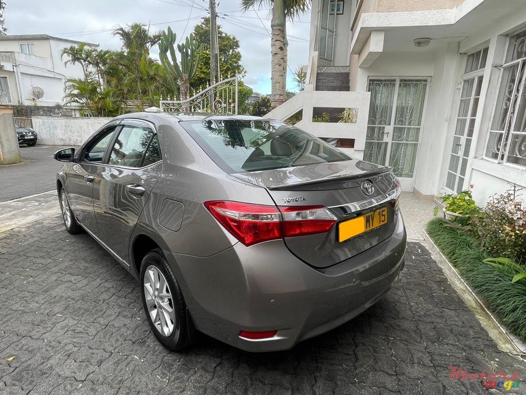 2015' Toyota Corolla Luxel 1.6 photo #3