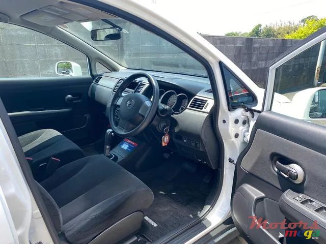 2008' Nissan Tiida photo #5
