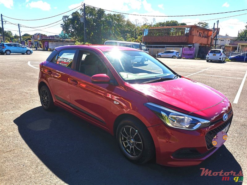 2016' Hyundai i20 photo #2