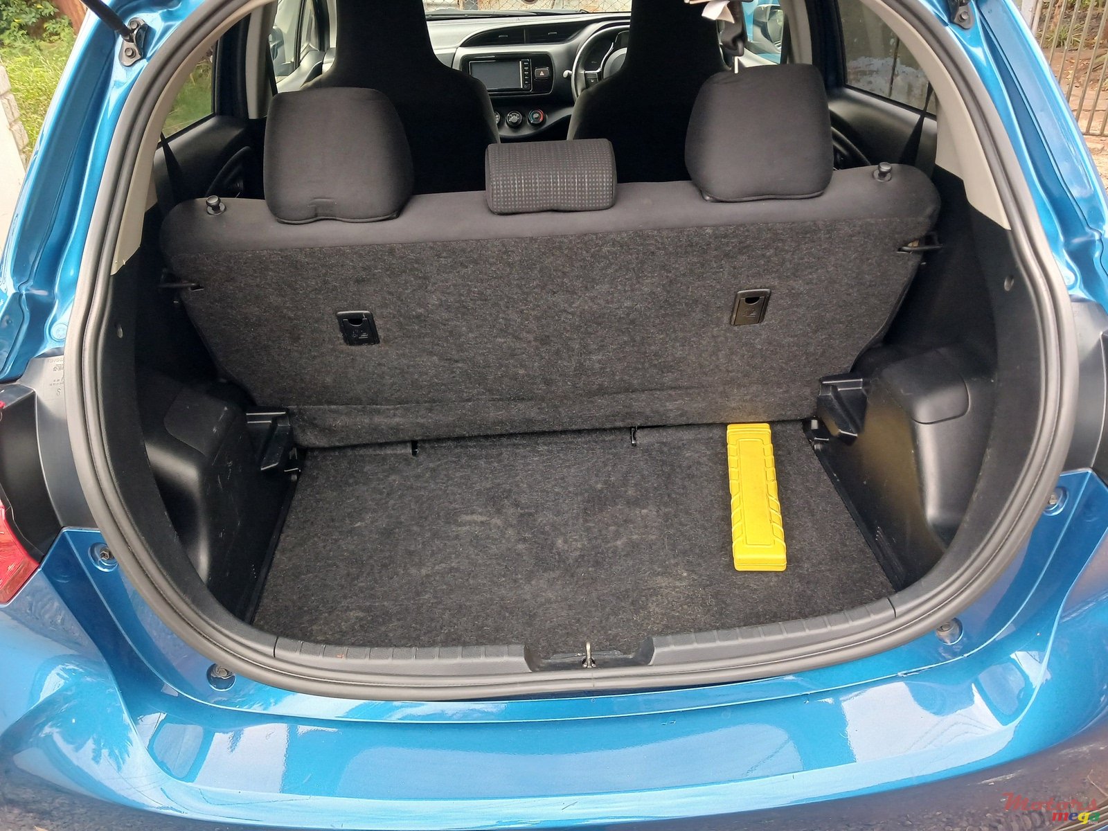 2018' Toyota Vitz photo #3