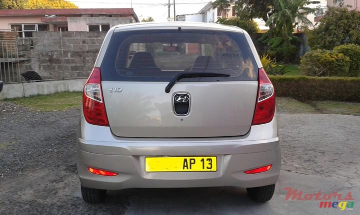 2013' Hyundai i10 photo #2
