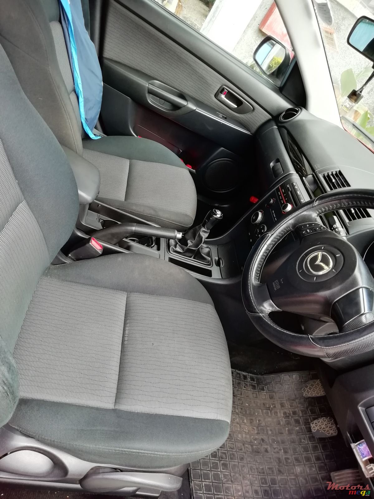 2006' Mazda 3 photo #7