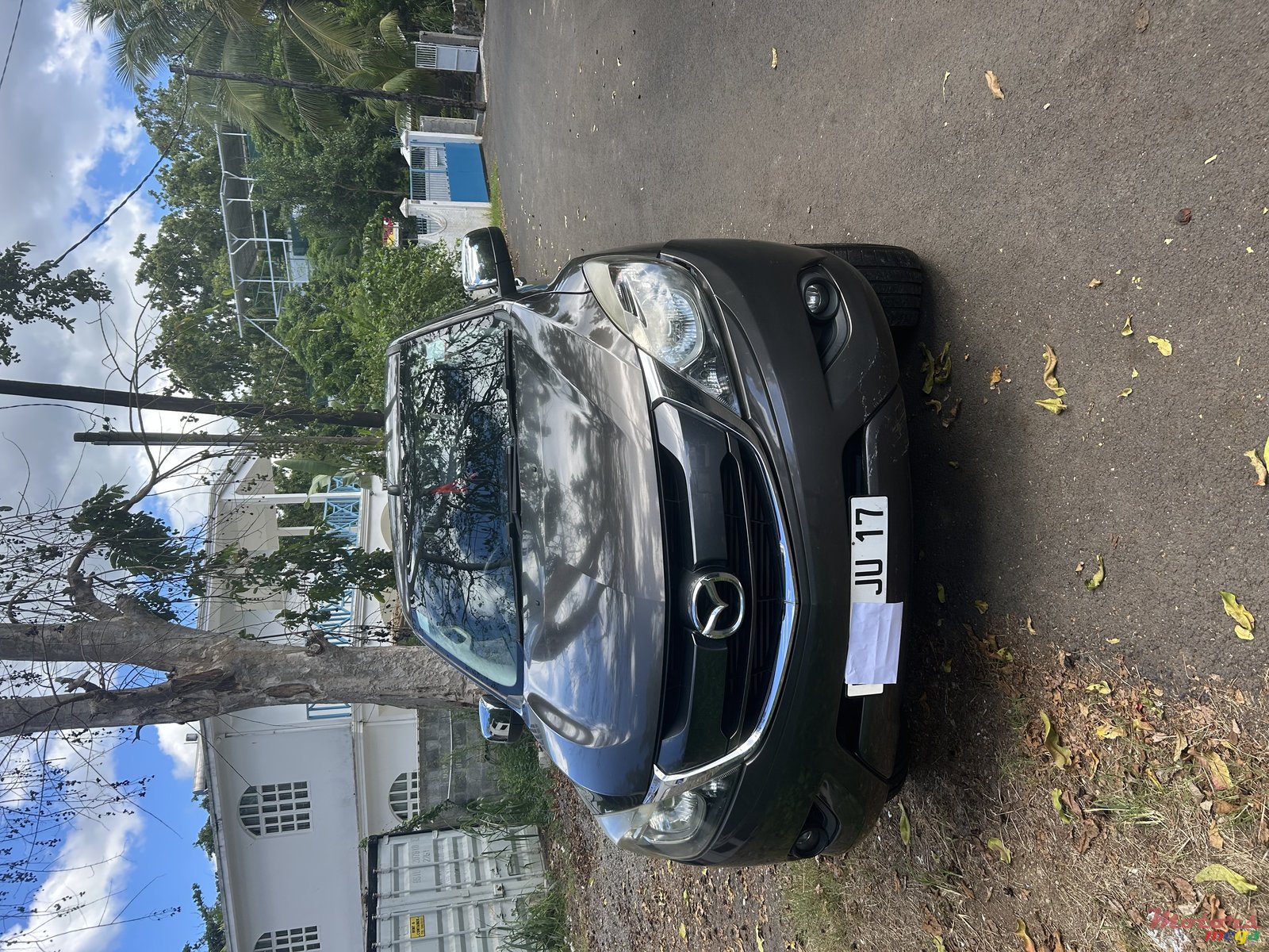 2017' Mazda BT-50 double cabine photo #3