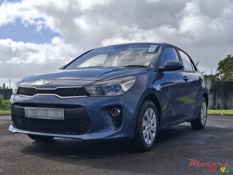 2018' Kia Rio photo #1