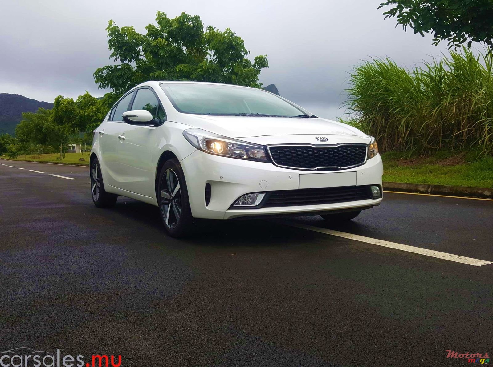 2017' Kia Cerato 1.6 LX photo #1