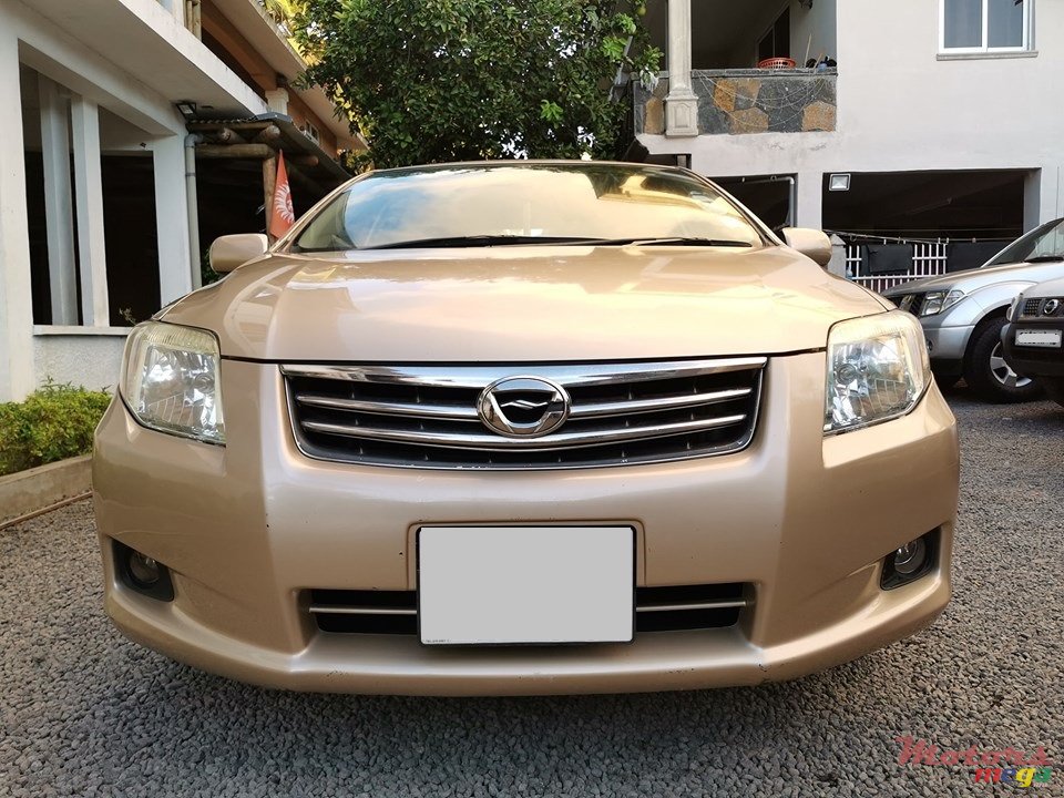 2009' Toyota Axio photo #1