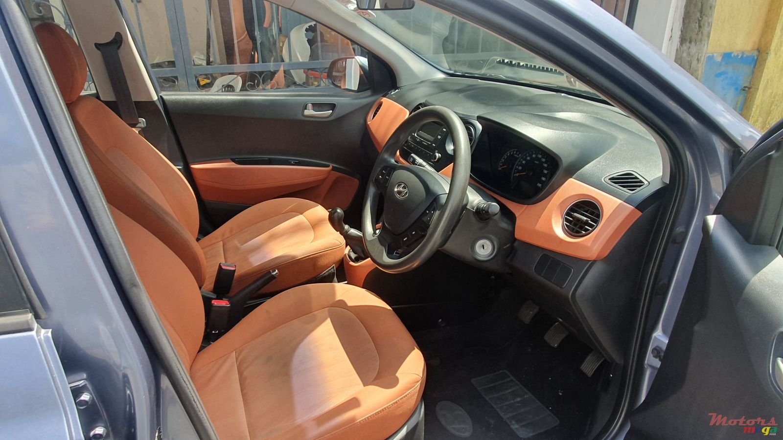 2014' Hyundai Grand I10 photo #6