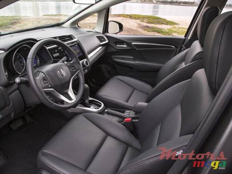 2015' Honda Fit photo #5