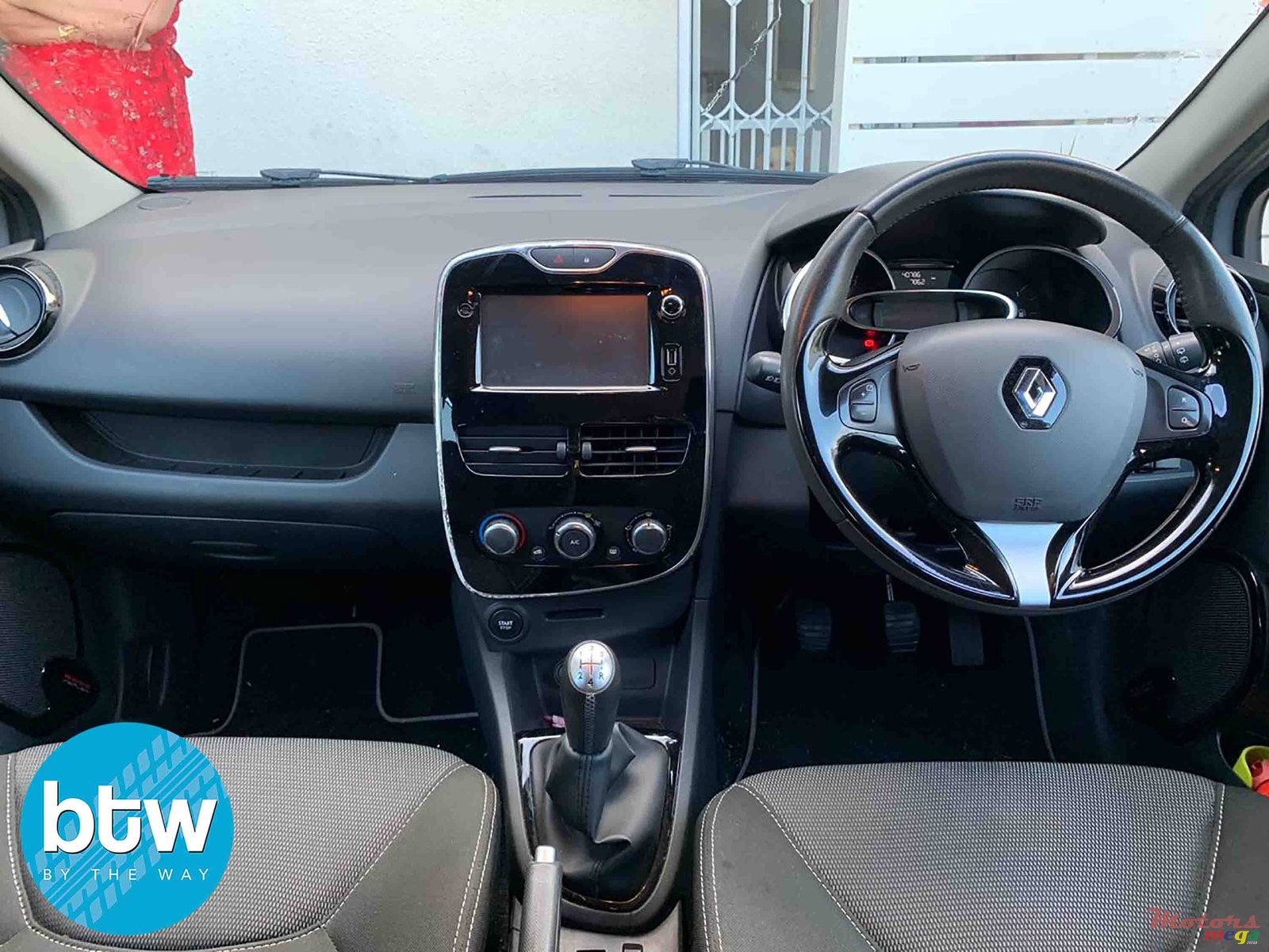 2016' Renault Clio Tce photo #6