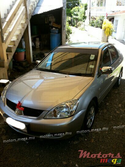 2008' Mitsubishi Lancer photo #1