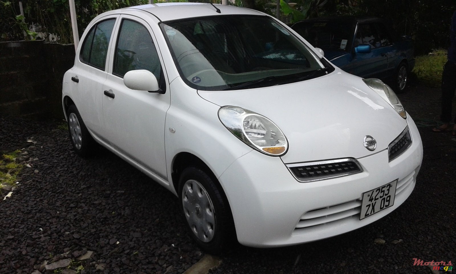 2009' Nissan March photo #1