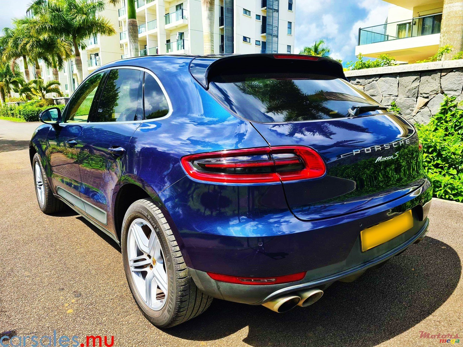 2016' Porsche Macan S 3.0 V6 photo #3