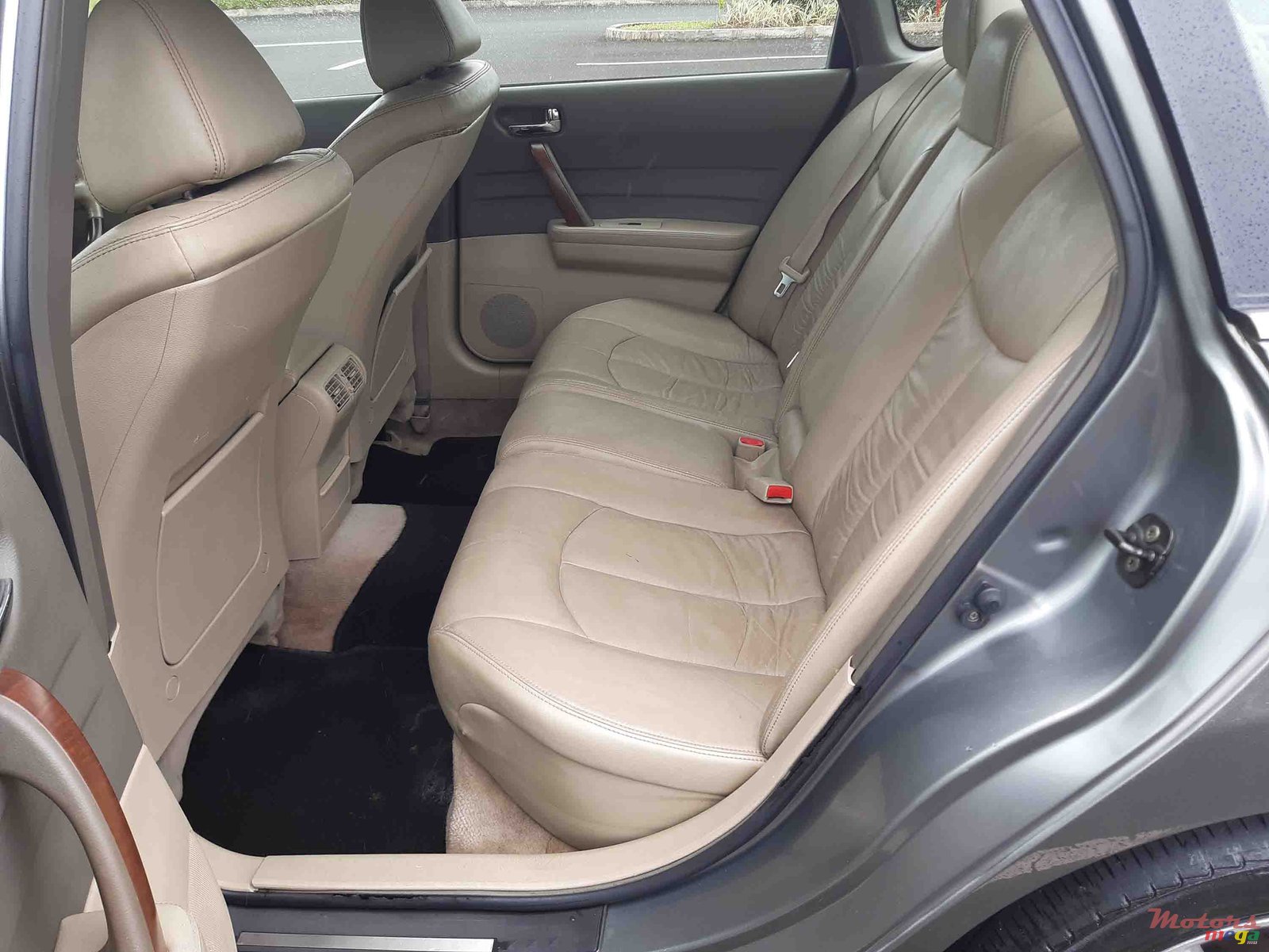 2007' Nissan Cefiro photo #3