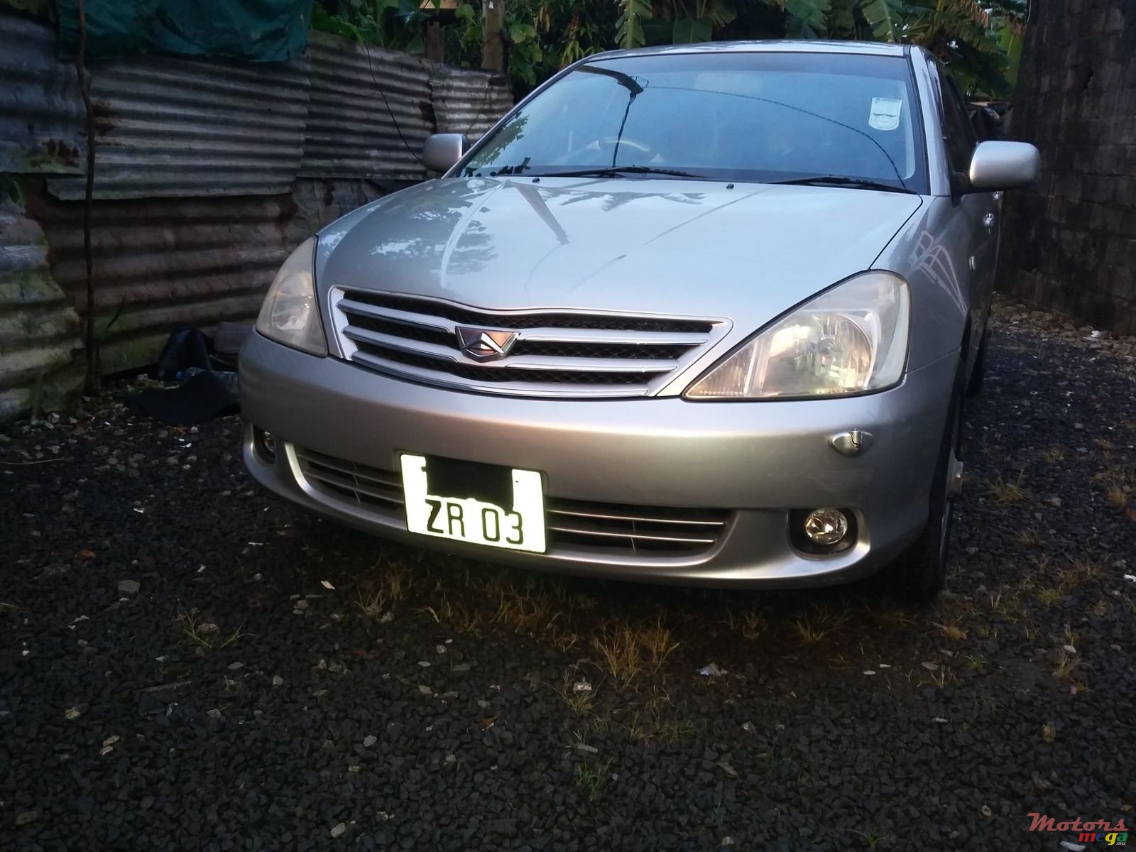 2003' Toyota Corolla Allion photo #1