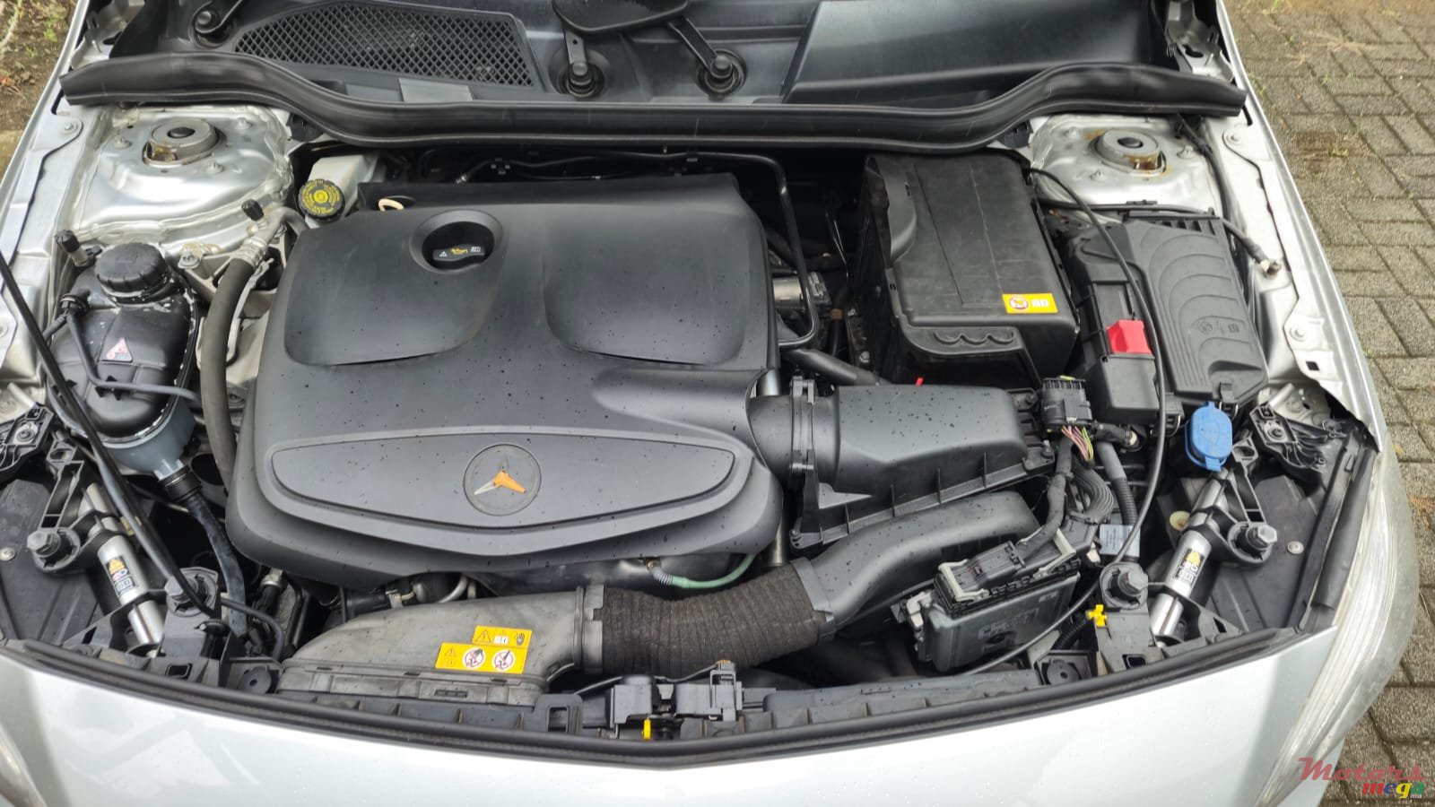 2014' Mercedes-Benz A 200 photo #3