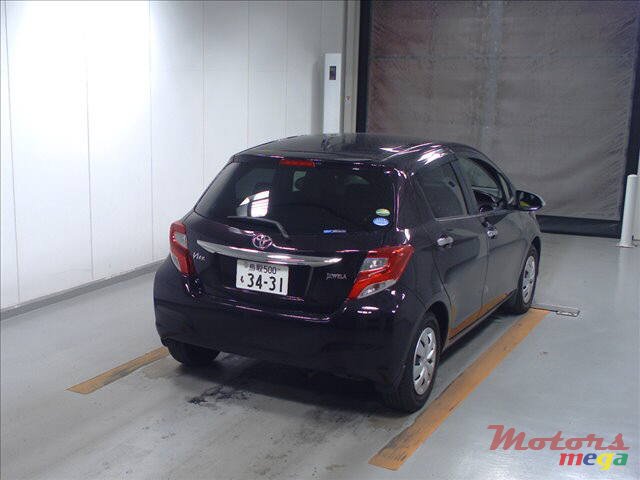 2014' Toyota Vitz JEWELA FULL OPTION! photo #3