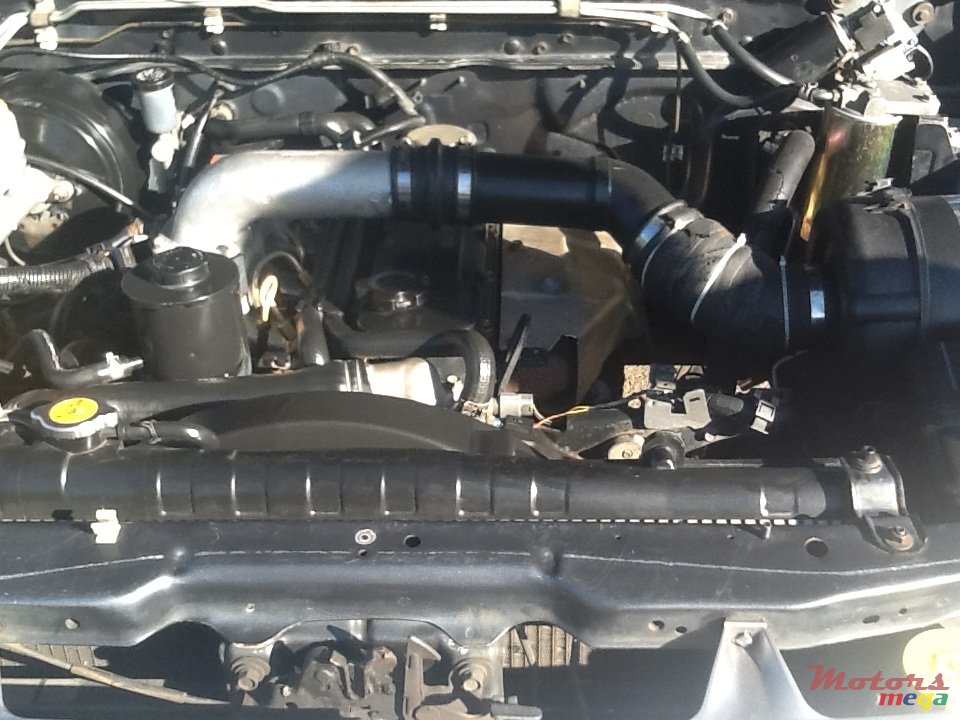 2006' Nissan Navara photo #3