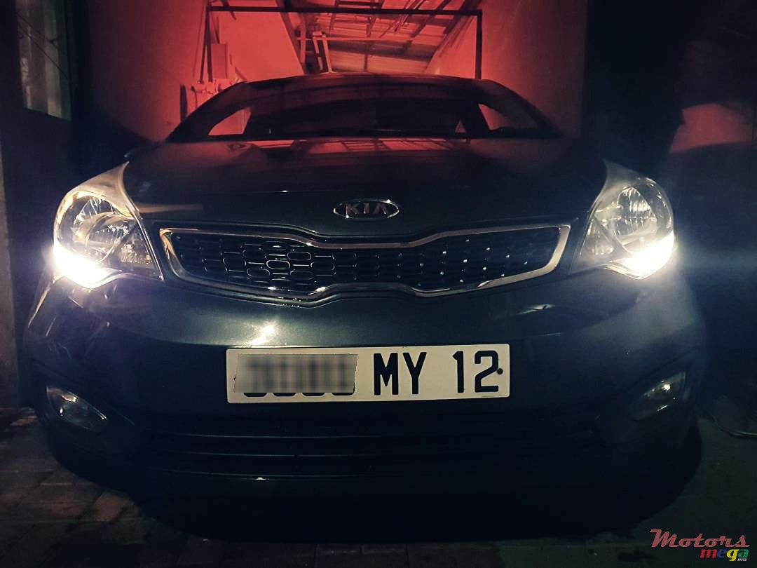 2012' Kia Rio No modification photo #3