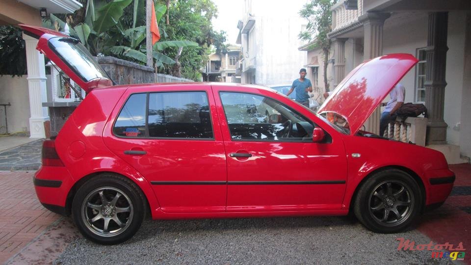 2004' Volkswagen Golf IV photo #7