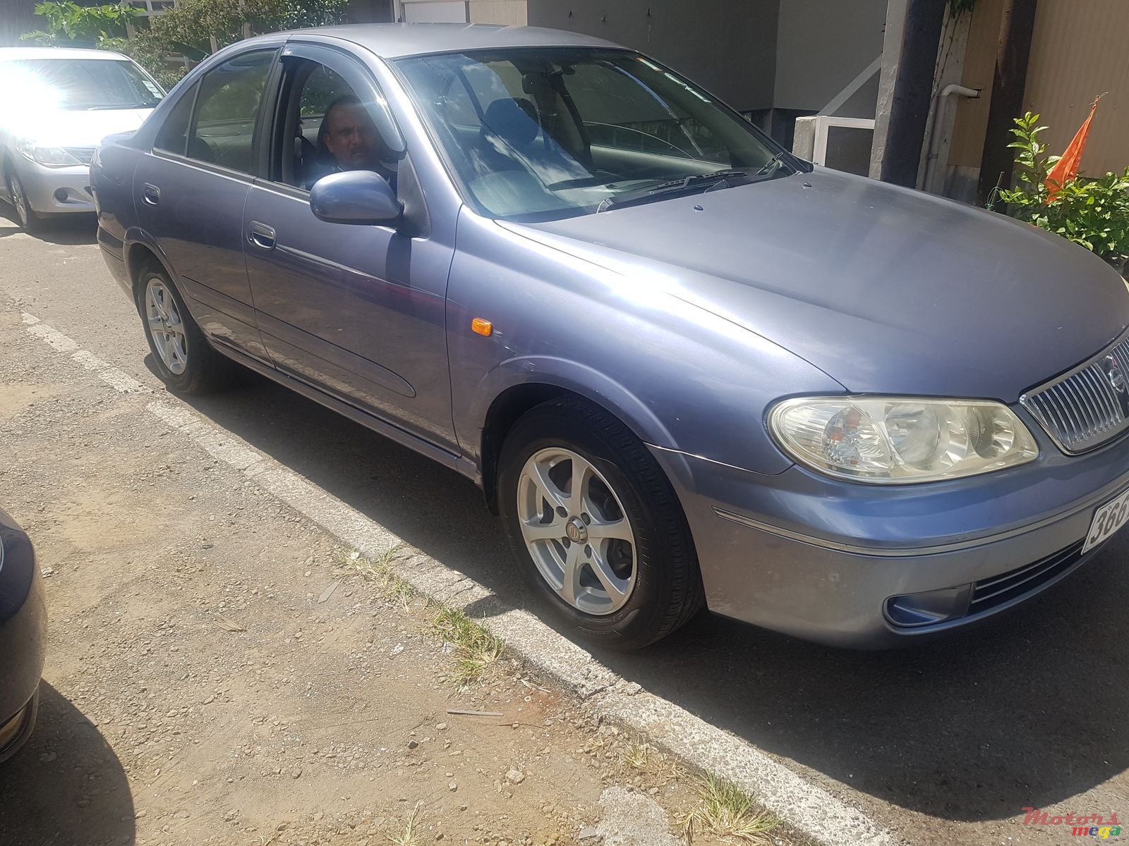 2008' Nissan Sunny photo #1
