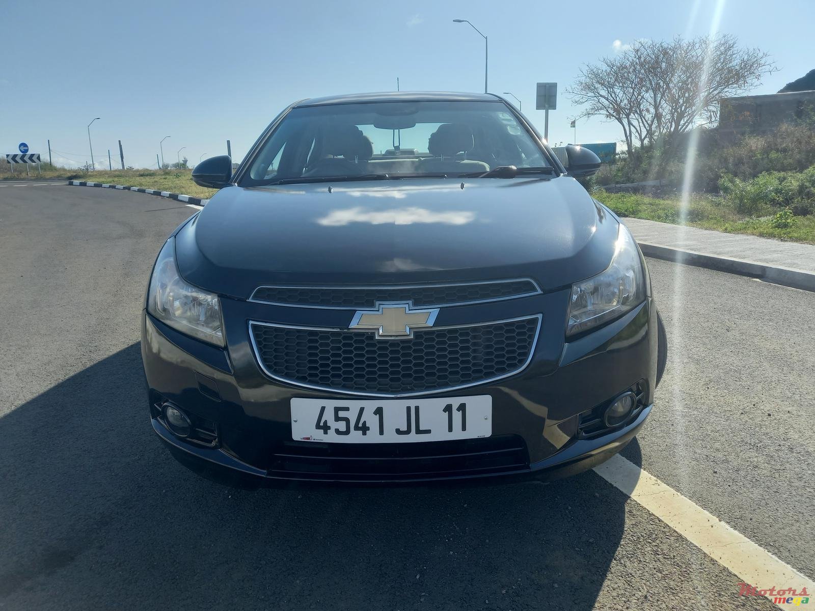 2011' Chevrolet Cruze photo #7