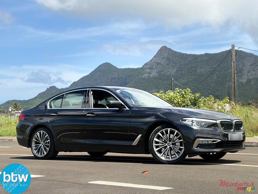 2018' BMW 530 530e photo #1