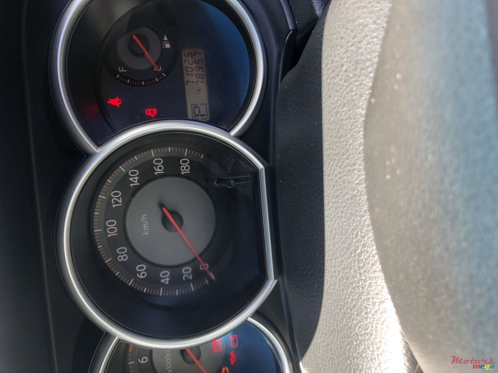 2007' Nissan Tiida photo #1