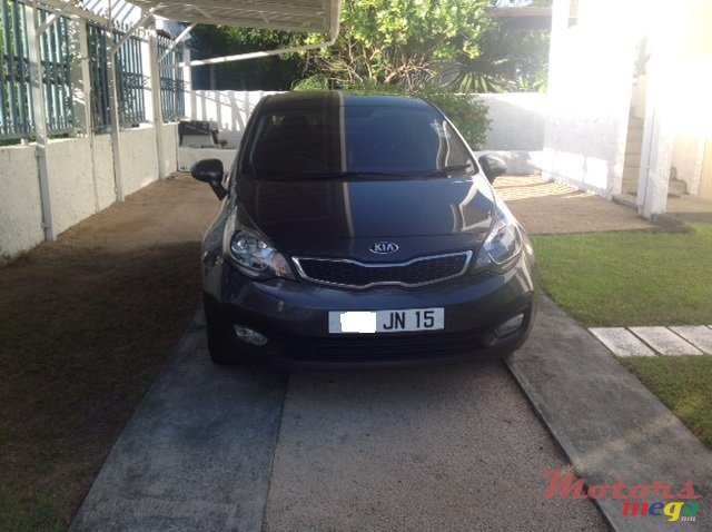 2015' Kia Rio photo #1