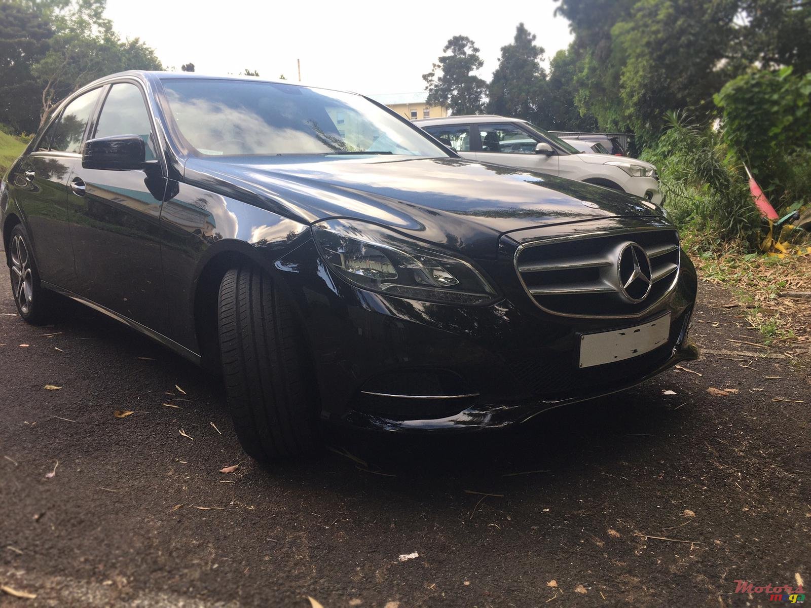 2015' Mercedes-Benz E-Class photo #2