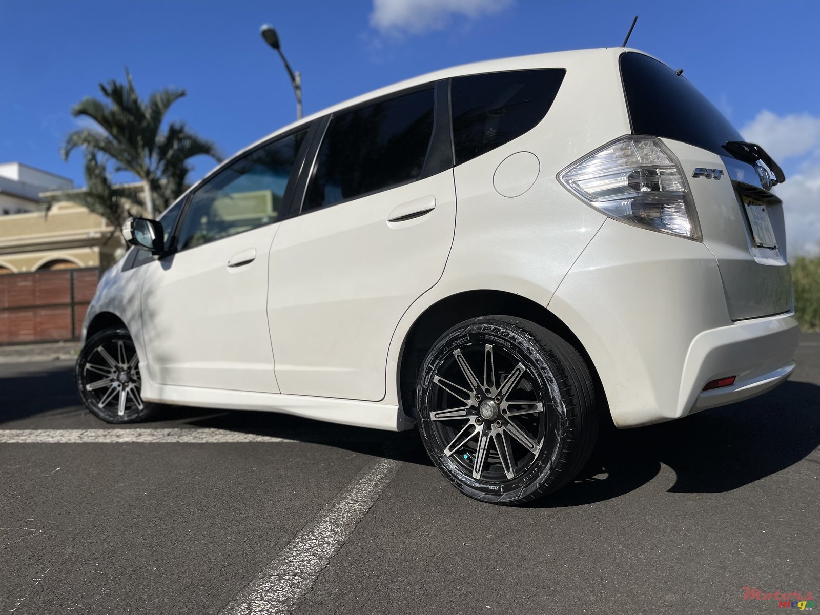 2011' Honda Fit photo #3