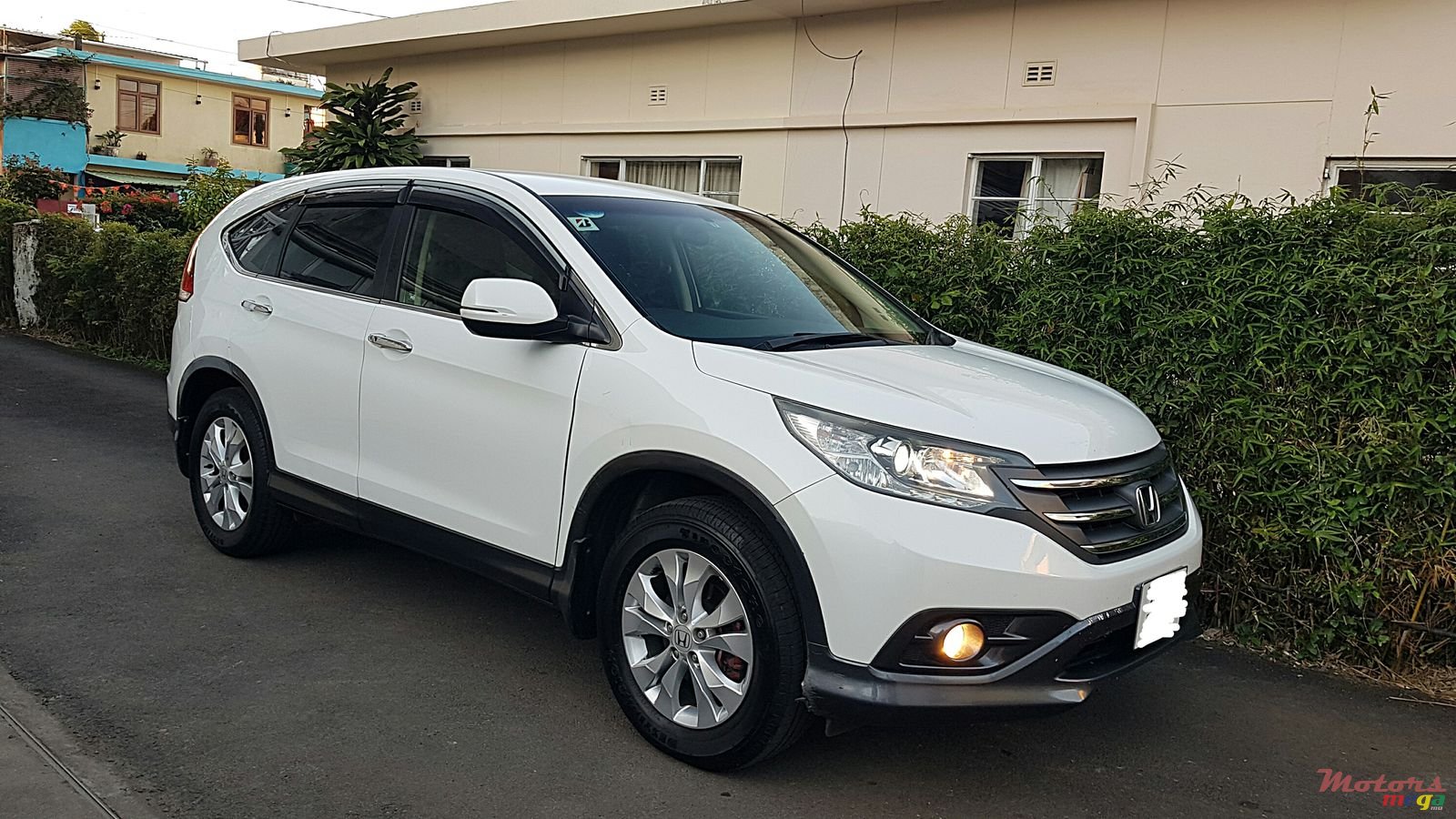 2012' Honda CR-V Automatic photo #3