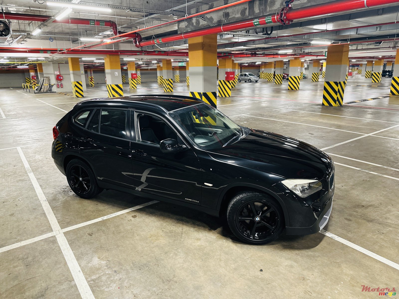 2012' BMW X1 photo #1