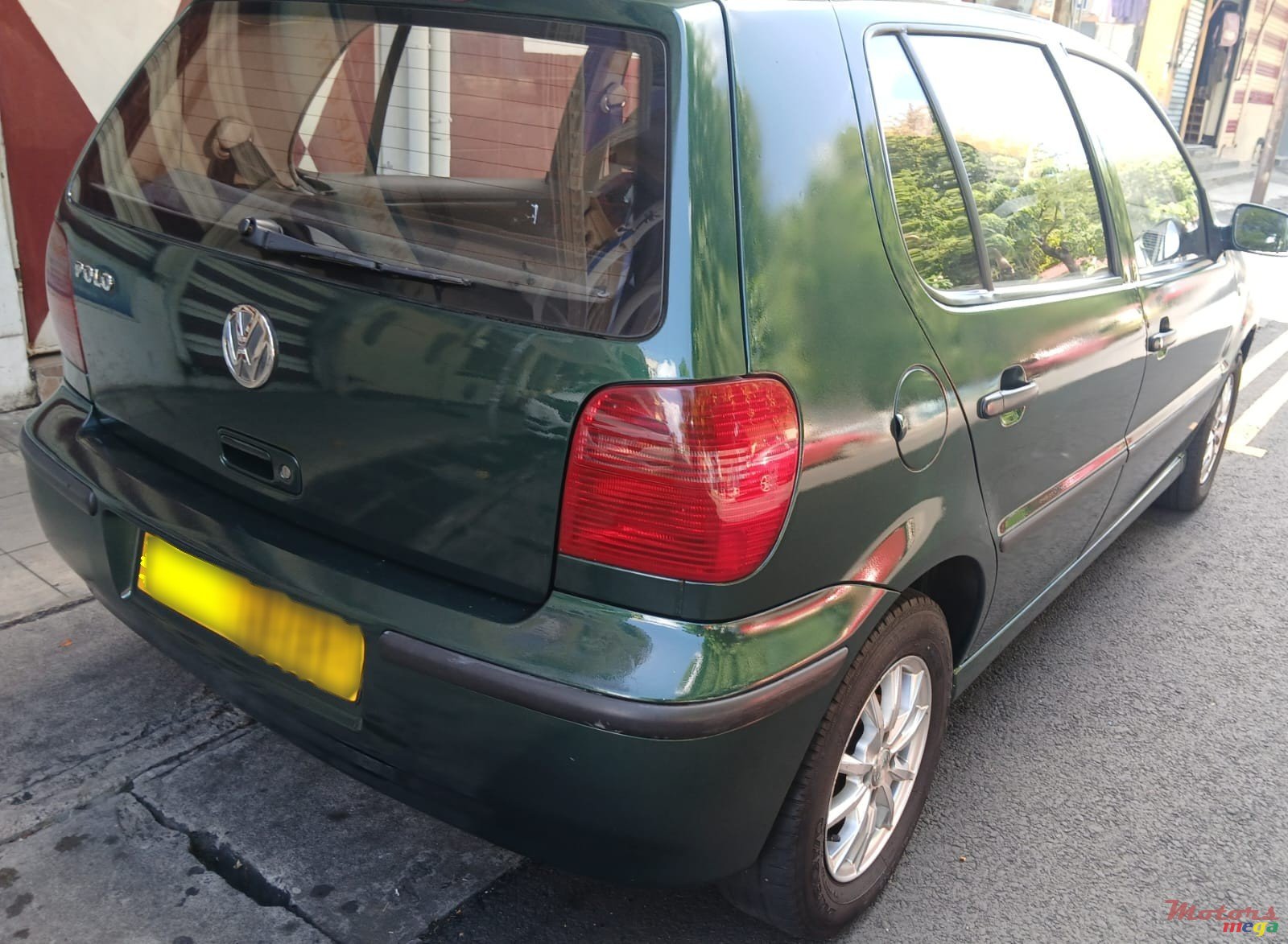 2001' Volkswagen Polo photo #6