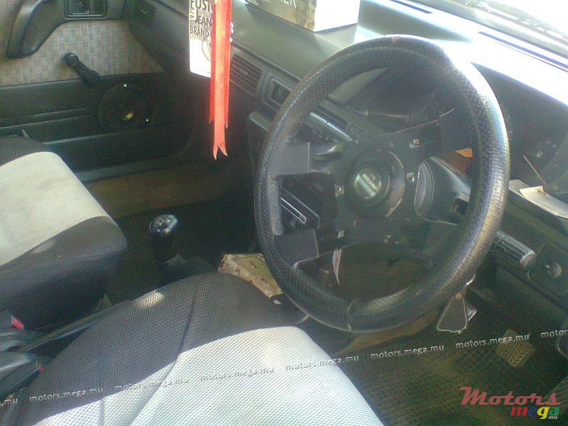 1992' Mazda photo #4