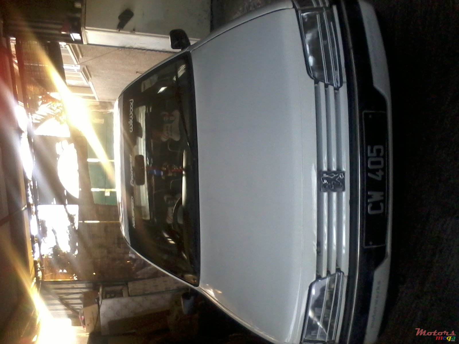 1988' Peugeot 405 photo #1